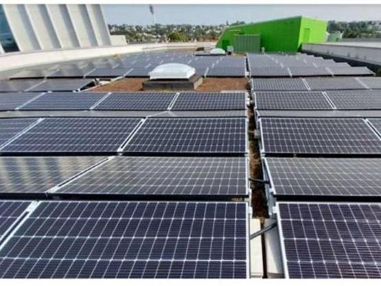 Livraison et mise en service r&eacute;alis&eacute;e pour la toiture photovolta&iuml;que du Coll&egrave;ge Camille Pissarro !