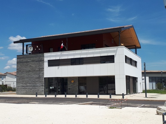 Livraison de la mairie de G&eacute;nissieux !