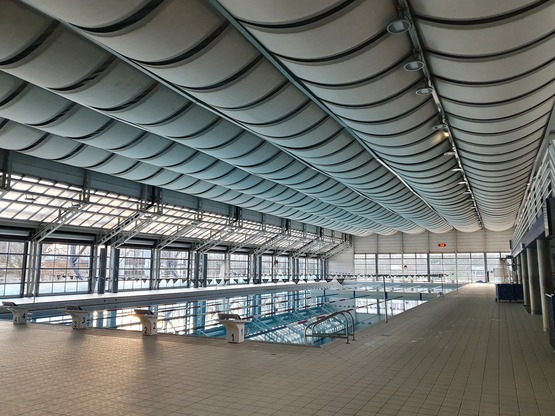 R&eacute;novation express de la piscine de St Martin d'H&egrave;res !